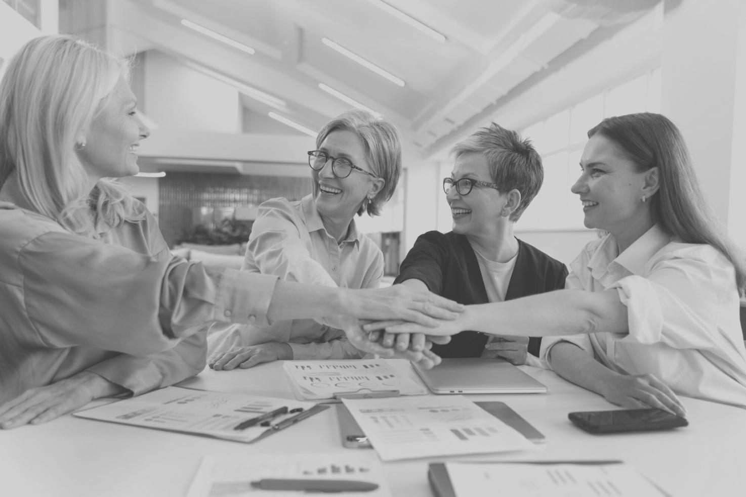 Команда аналитиков за работой